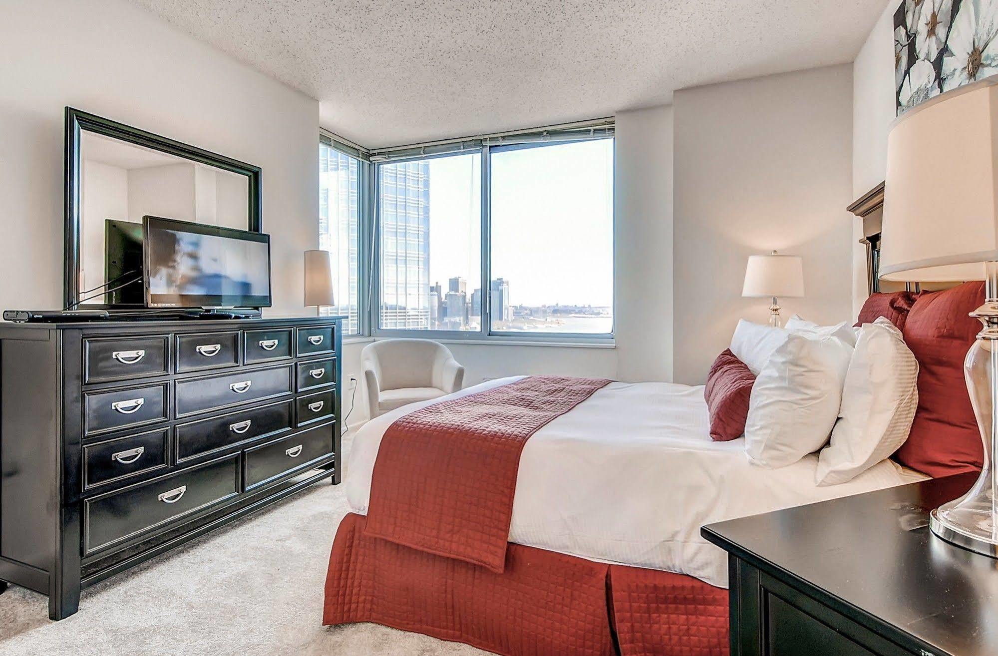 Global Luxury At Exchange Hotel Jersey City