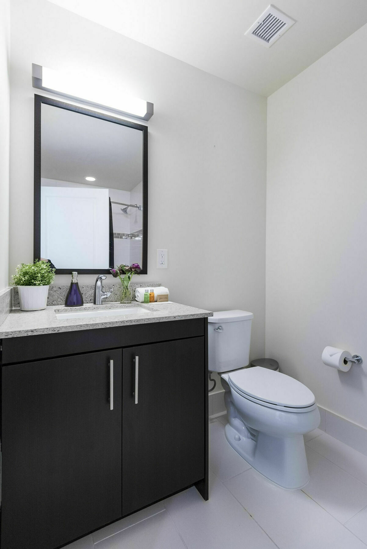 Apartment Dharma Home Suites Jc At Grove Station II Jersey City