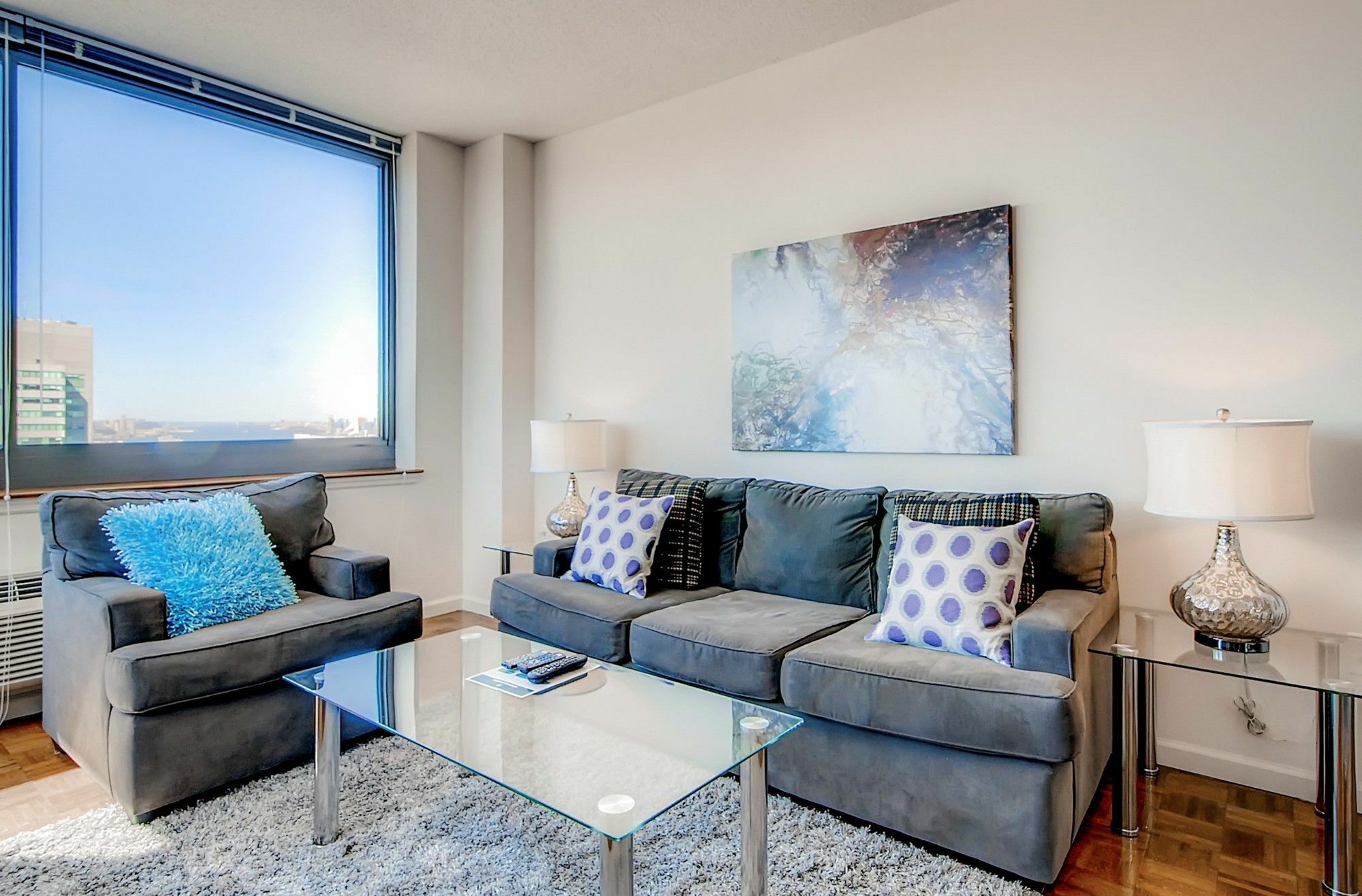 Global Luxury Suites Downtown Jersey City