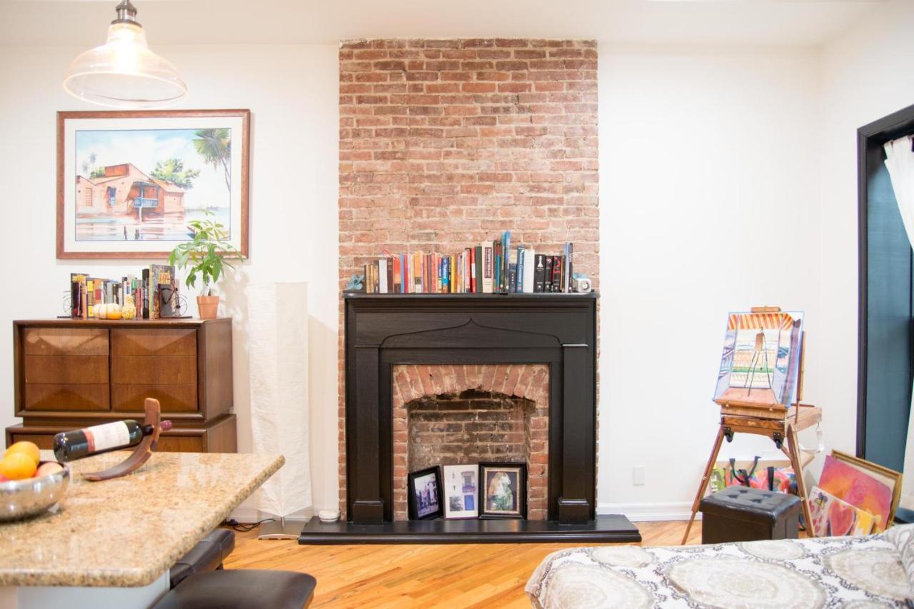 Historic 1869 Brownstone 15 Min To Nyc Downtown Jersey City