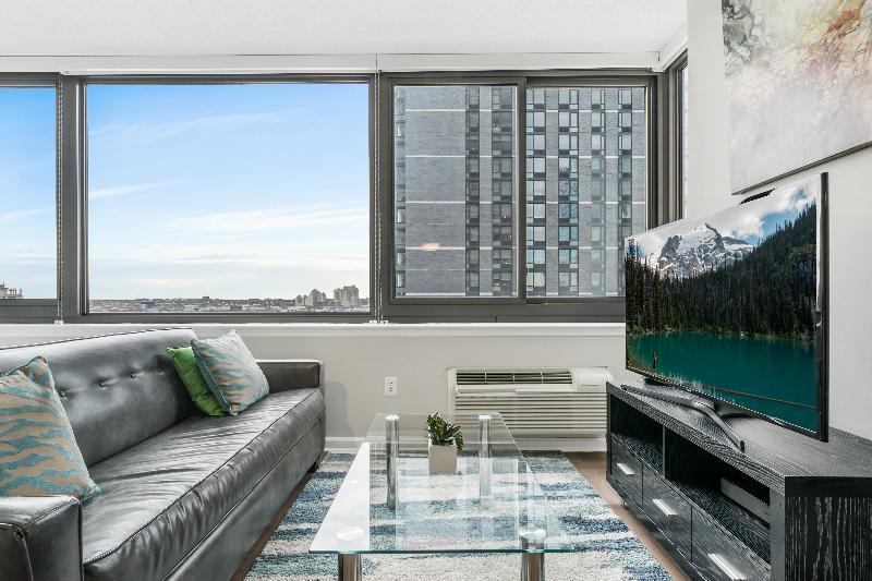 Global Luxury Suites Downtown Jersey City