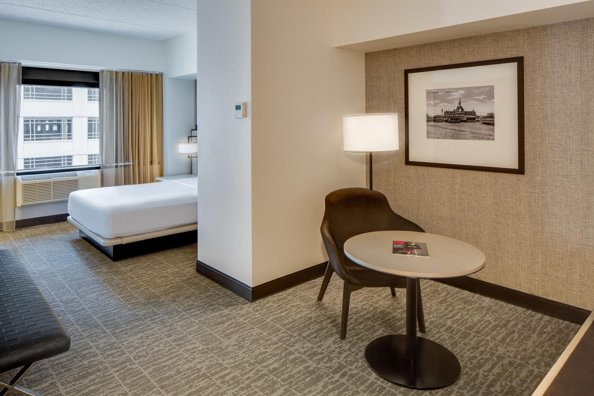 Doubletree By Hilton & Jersey Hotel 4*