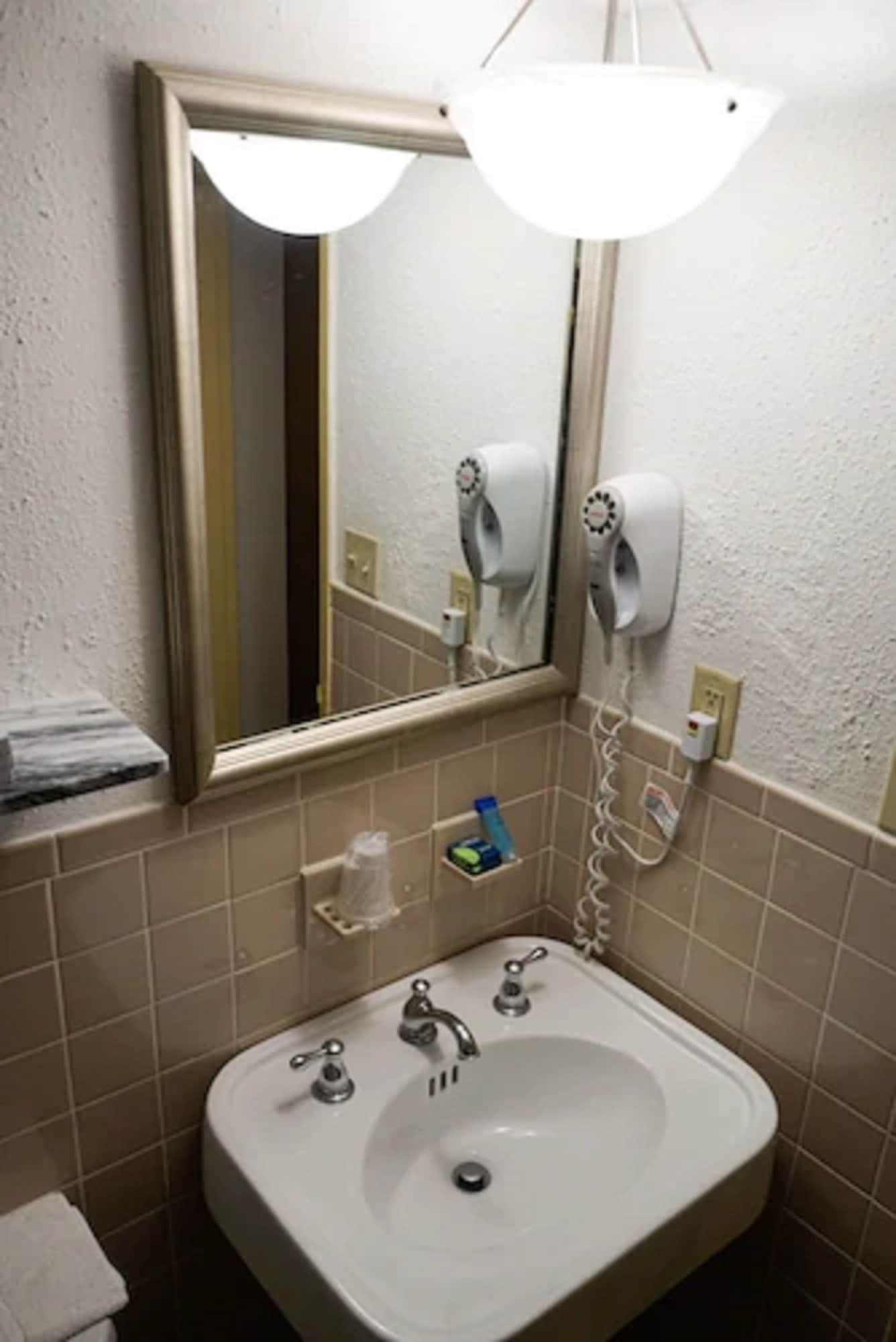Holland Free Parking Jersey 3* Jersey City