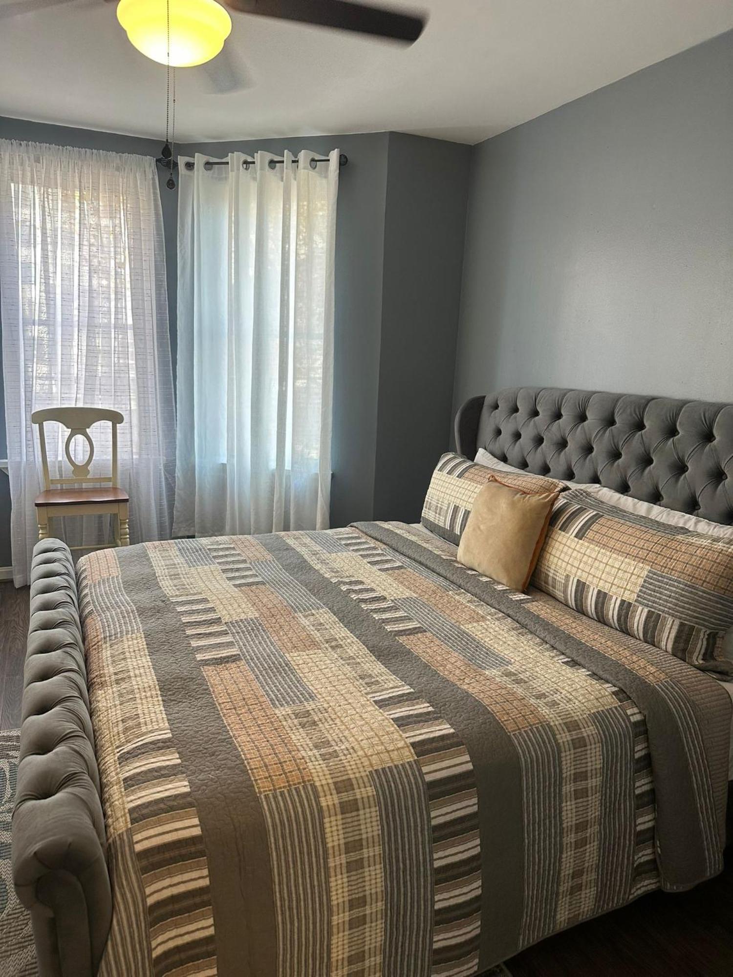 Genevieves Lovely Apartment Jersey City