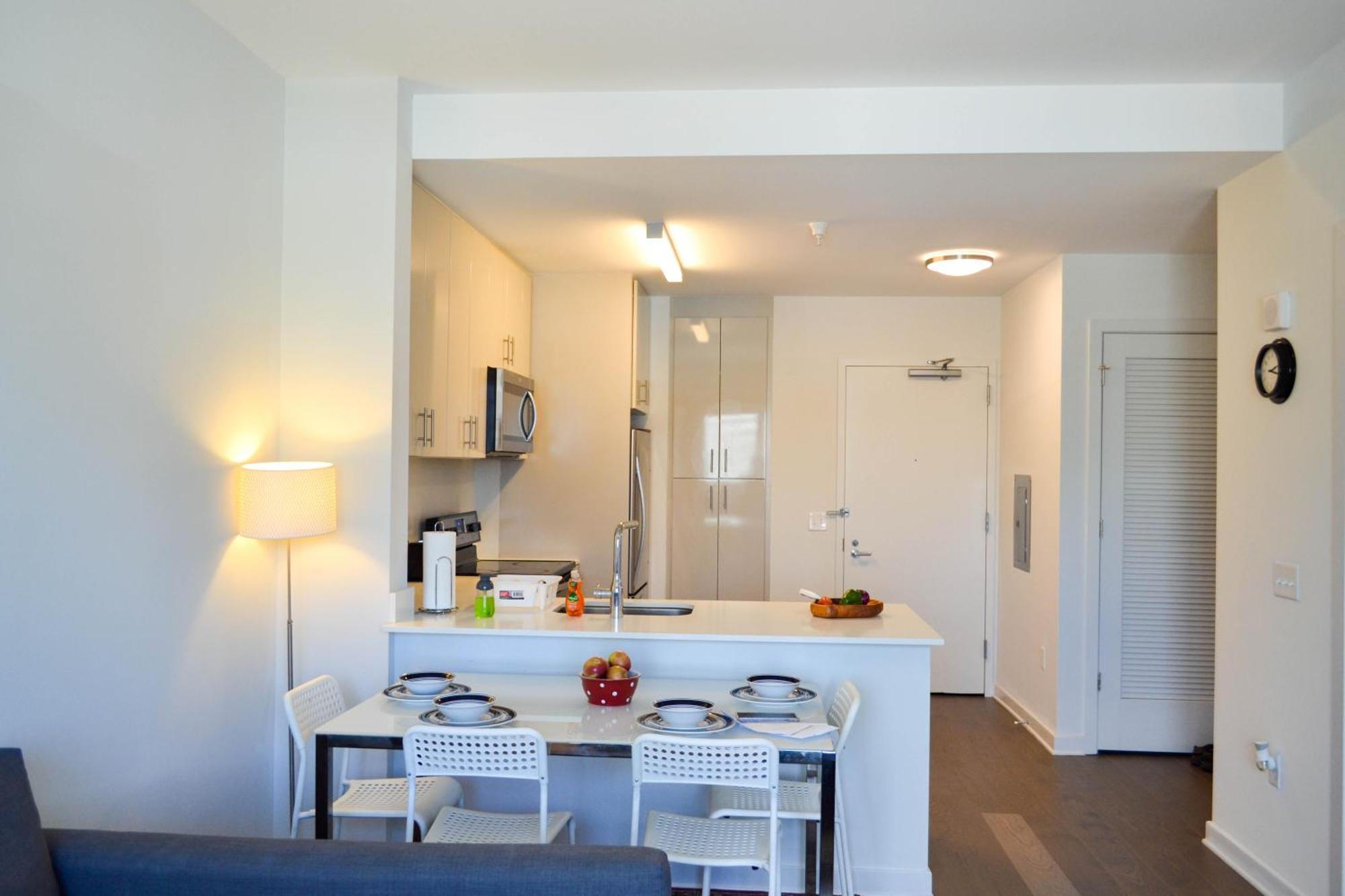 Posh 1 Bed Star Amenities Views Close To Newport Mall Subway Minimum 30 Days Jersey City
