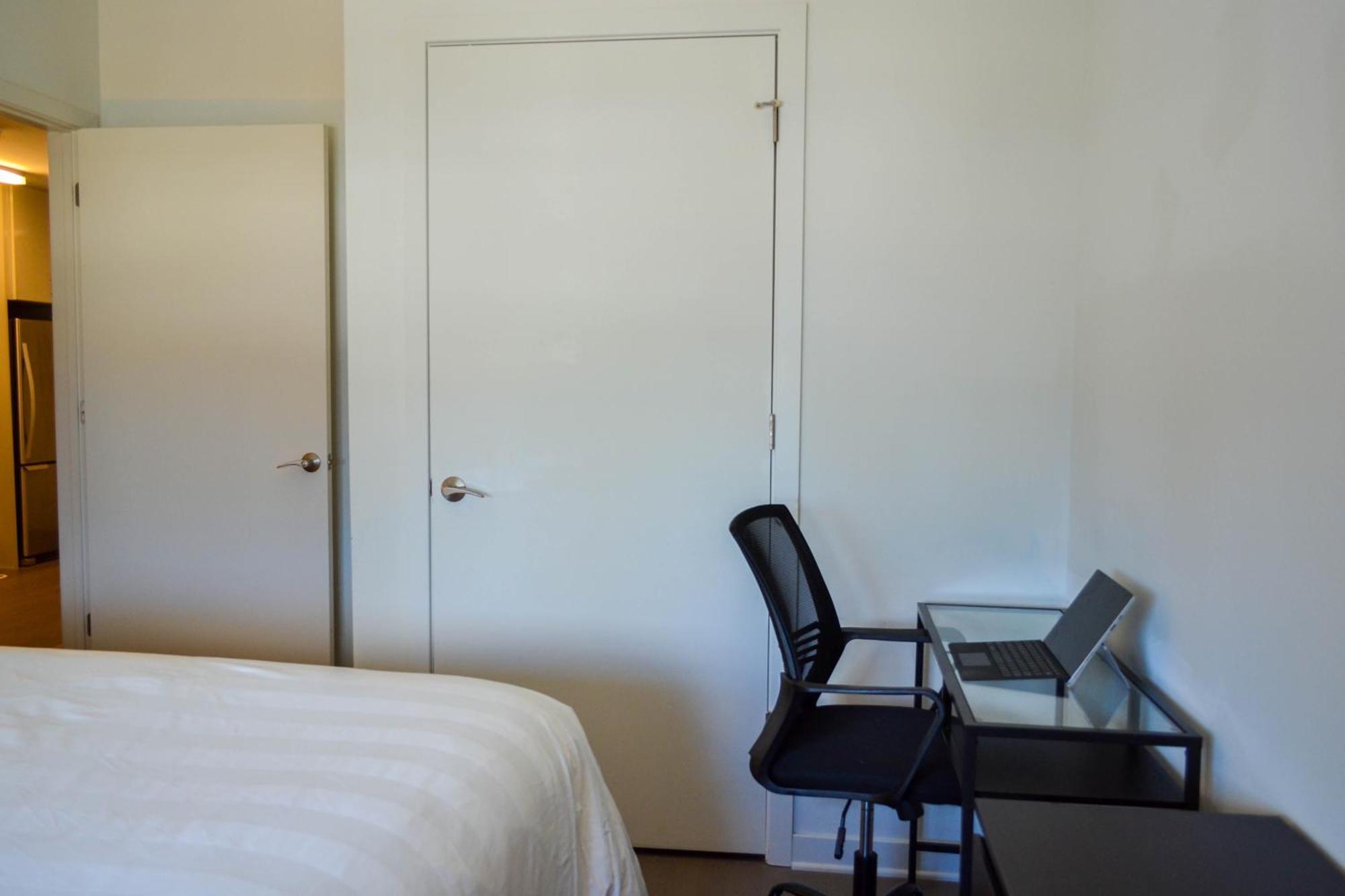 Posh 1 Bed Star Amenities Views Close To Newport Mall Subway Minimum 30 Days Jersey City