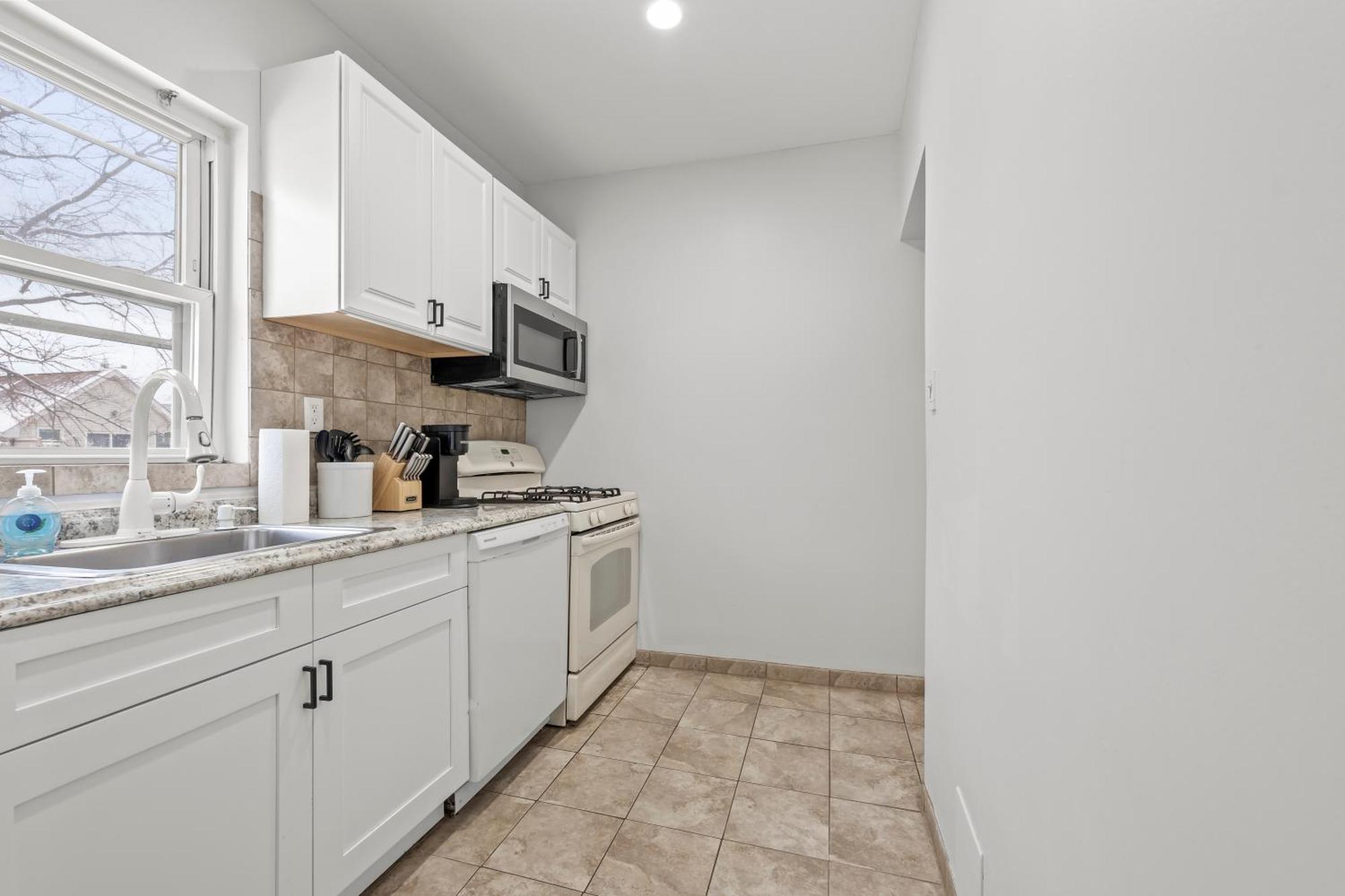 Spacious 3-bedroom Near Nyc - 15min To Times Square, Empire State Building, Park, Statue Of Liberty * Jersey City