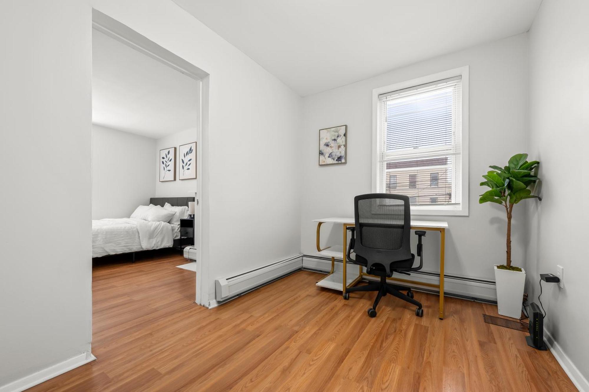 Spacious 3-bedroom Near Nyc - 15min To Times Square, Empire State Building, Park, Statue Of Liberty *