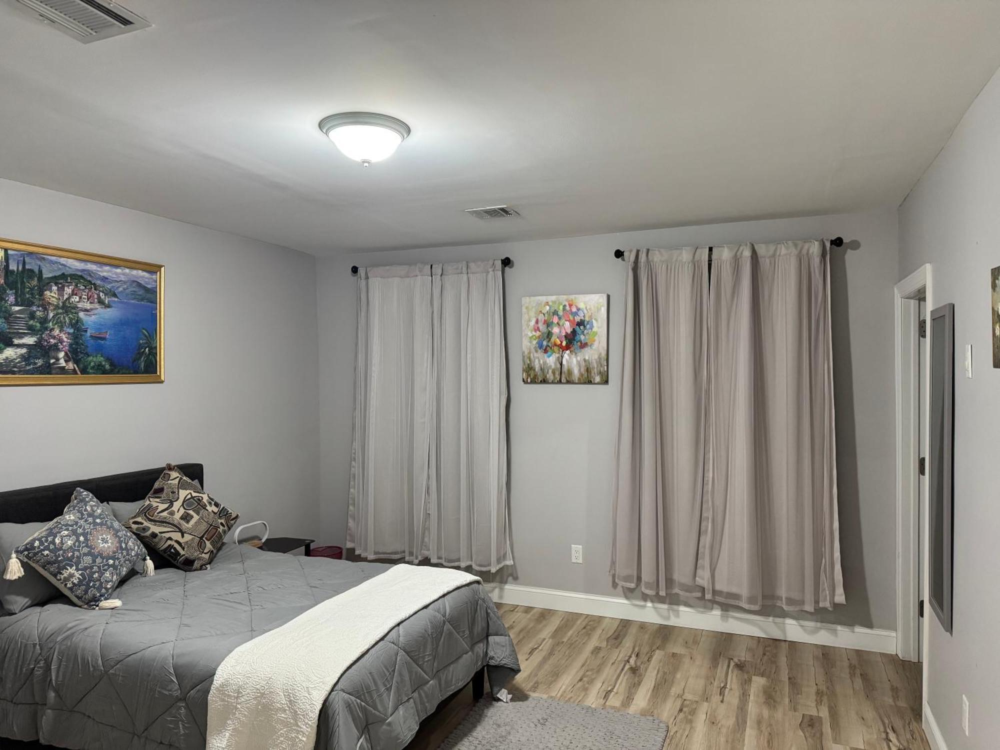 Apartment Luxury Modern Near Nyc For 4 People Jersey City