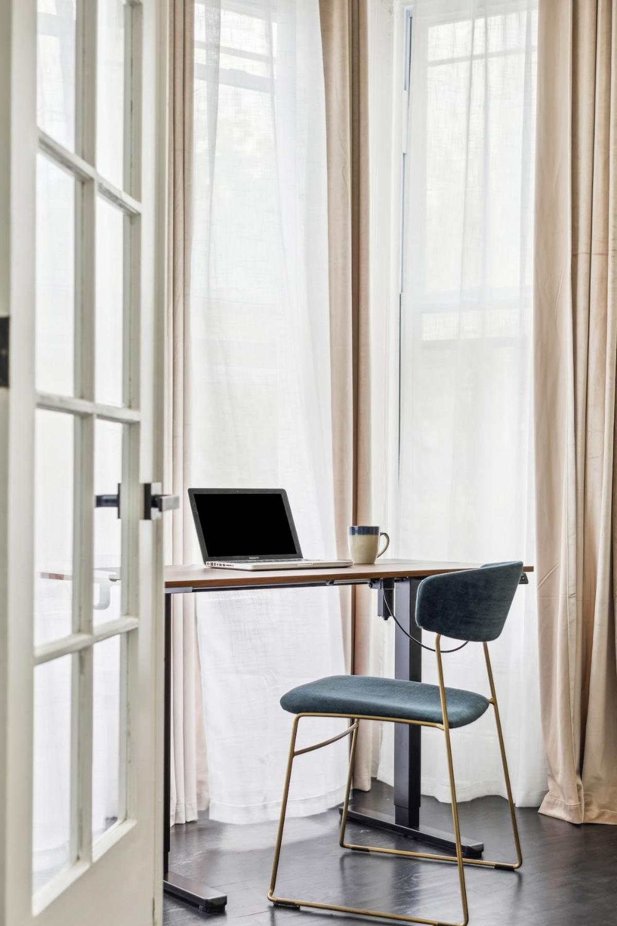 Chic & Modern - 30 Mins To Nyc Apartment