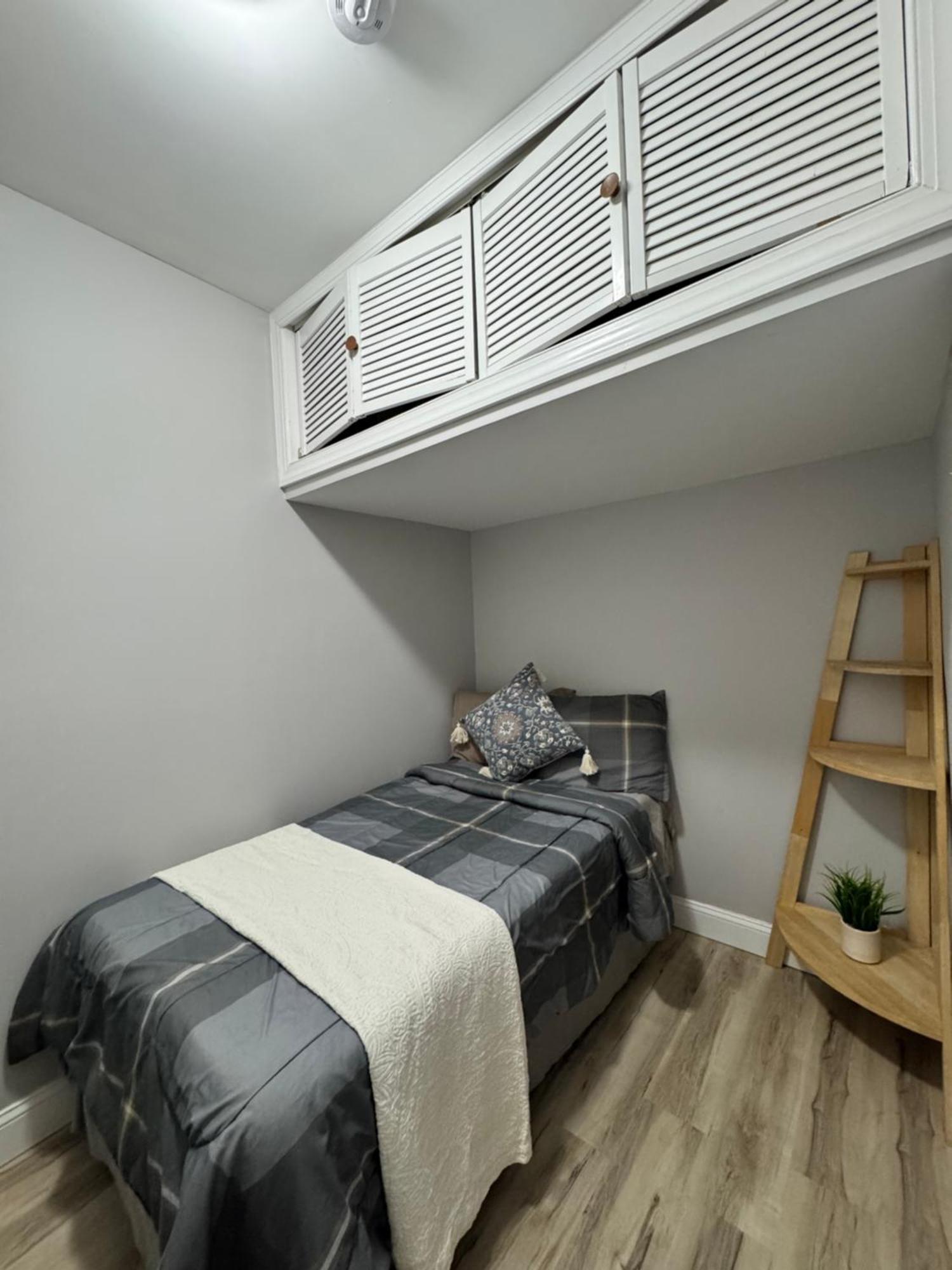 Luxury Modern Near Nyc For 4 People Apartment *
