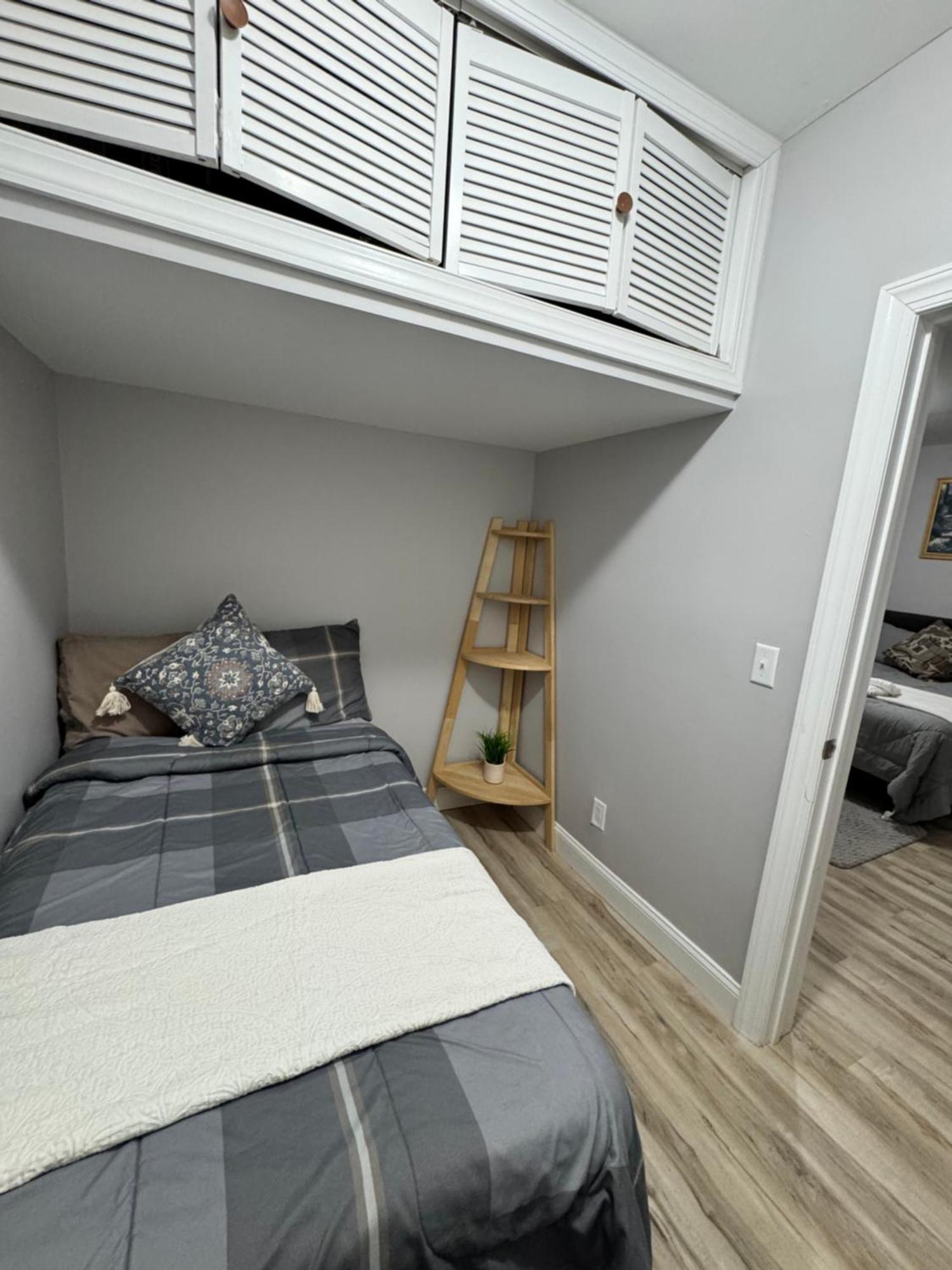 Apartment Luxury Modern Near Nyc For 4 People Jersey City