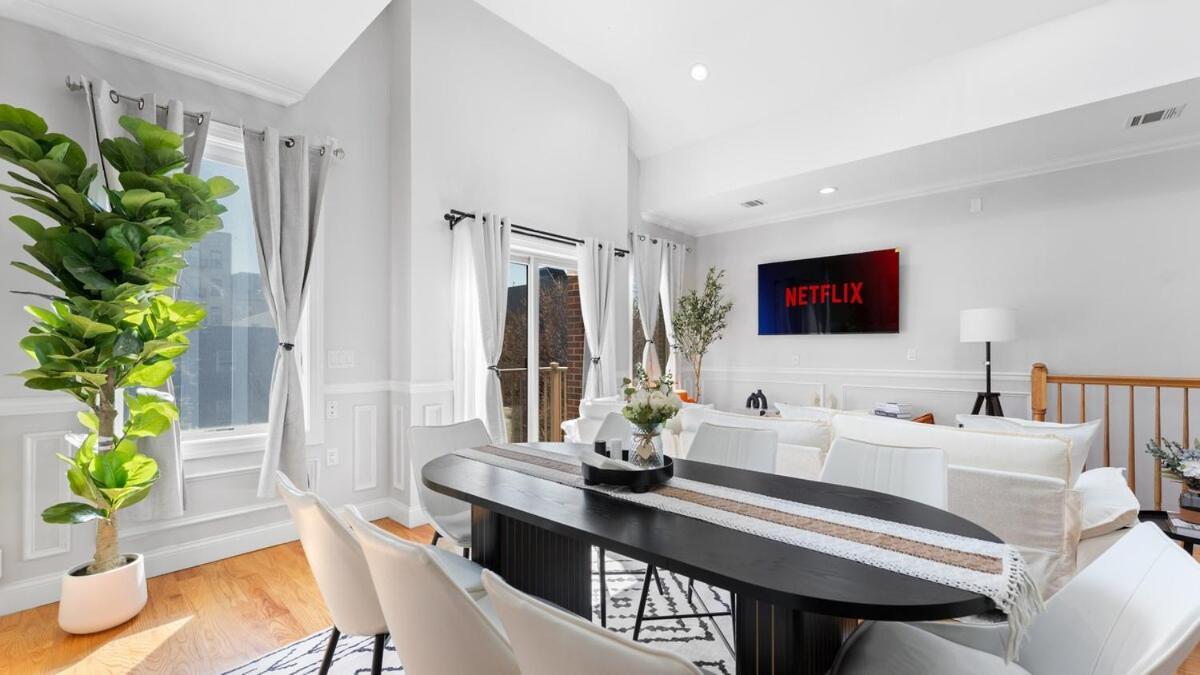 Luxury Retreat Walk 2 Path Nyc In Mins Parking Apartment