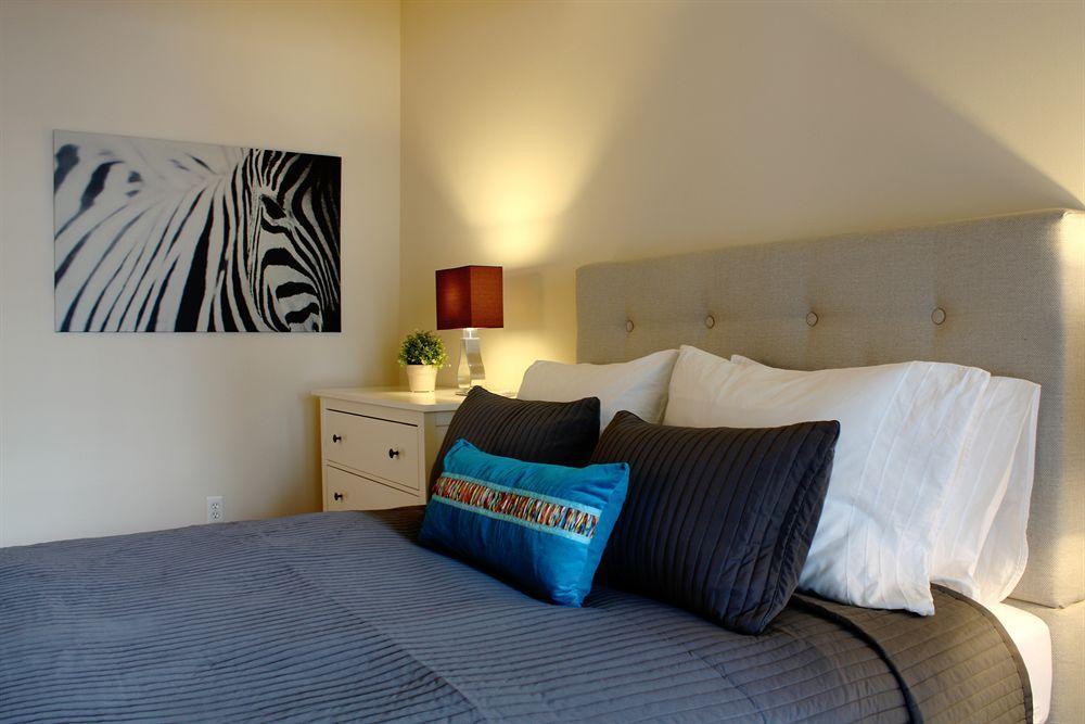 Dharma Jc At Exchange Place Apartment *