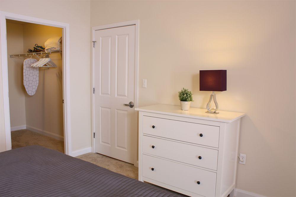 Dharma Jc At Exchange Place Apartment *