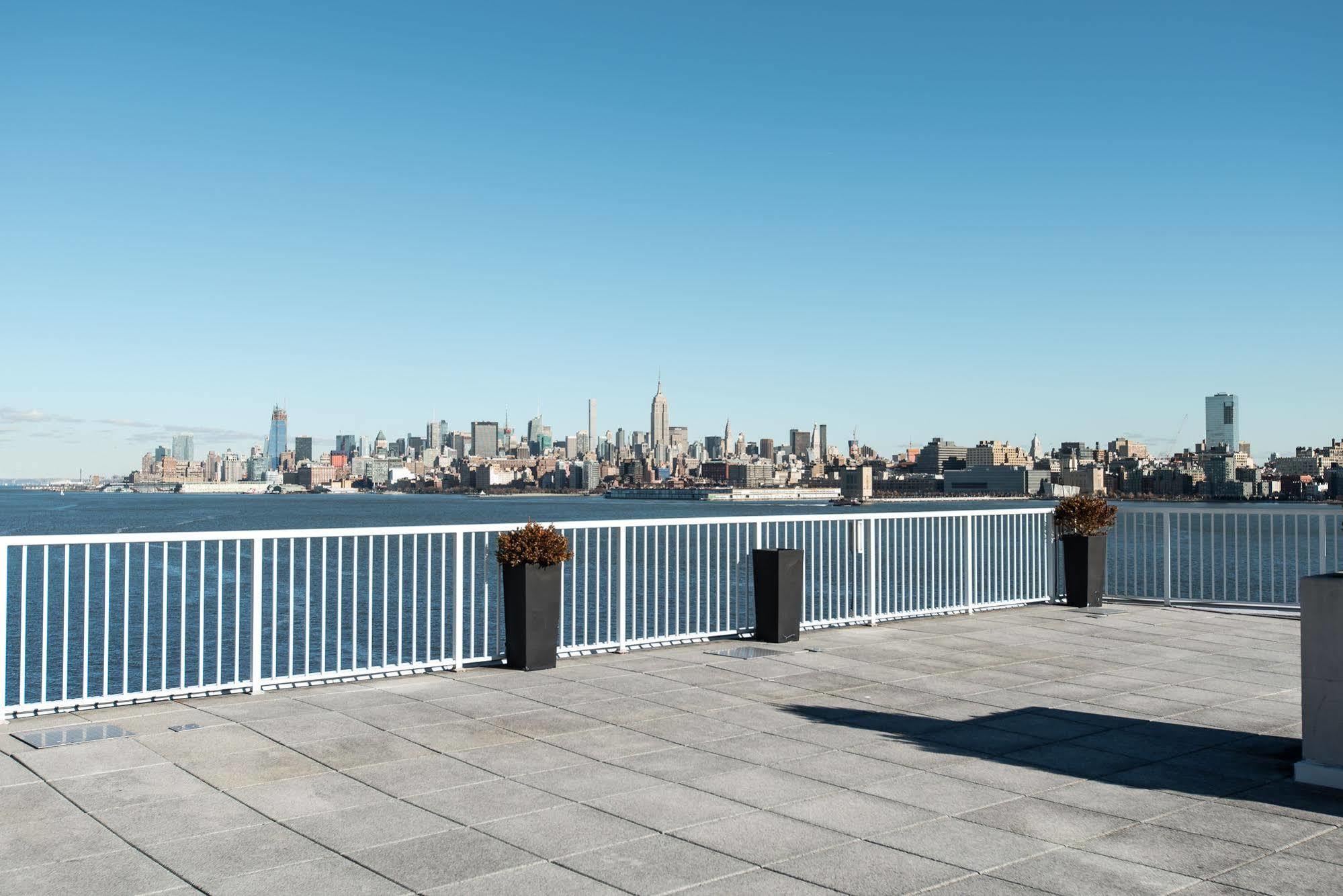 Dharma Jc At Exchange Place Apartment Jersey City